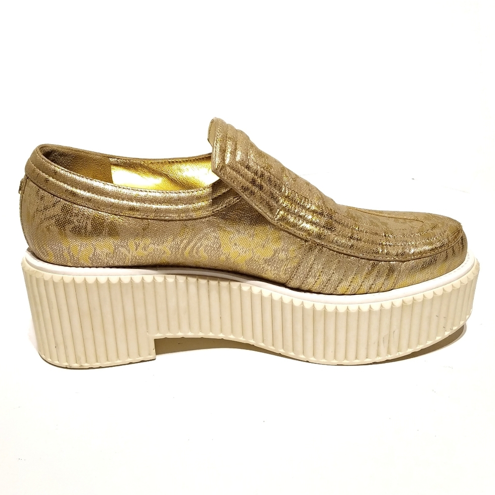 *SOLD* Chanel Metallic Gold Platform Shoes - 9 - Picture 4 of 11